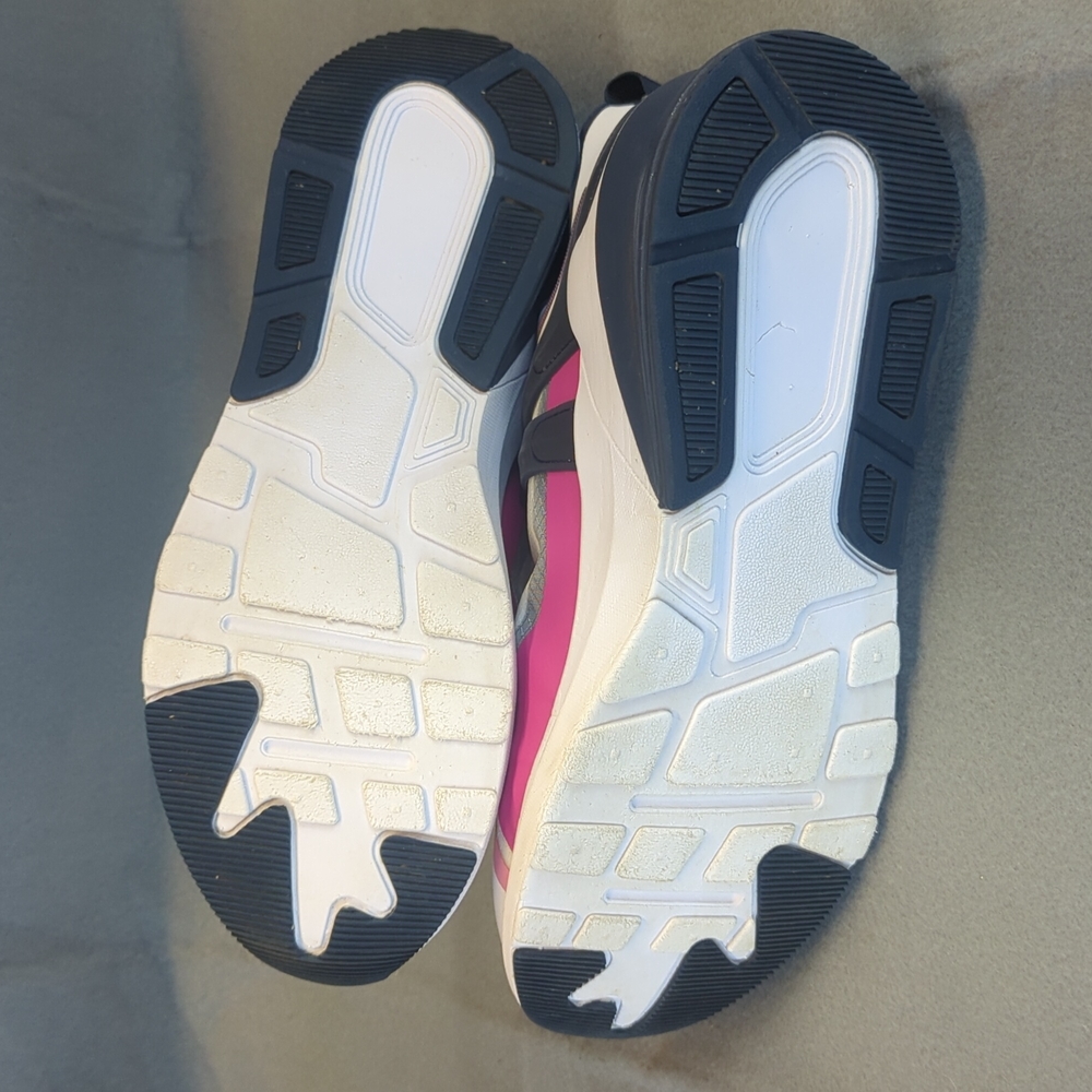 Fabletics Women's Running Tennis Shoes View 6
